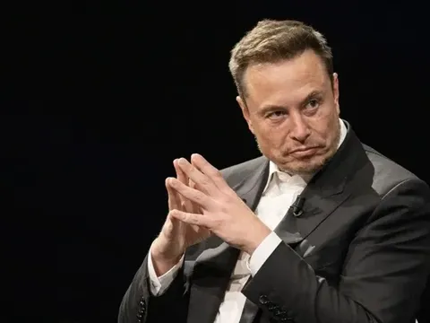 Elon Musk phát triển “đội quân robot” trên con đường trở thành tỷ phú nghìn tỷ USD