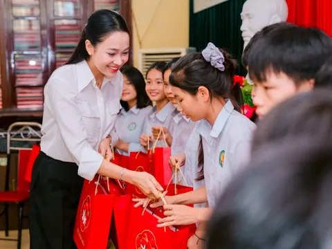 Từ ánh trăng Trung thu đến ánh sáng tri thức – hành trình lan tỏa yêu thương của Hoa hậu Nguyễn Thị Mỹ Linh