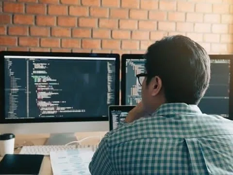 "Cha đẻ của AI" chỉ ra ngành học khó bị AI thay thế trong thời gian dài