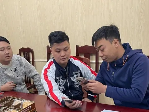 Thầy giáo ở Phú Thọ bất ngờ nhận được 400 triệu đồng từ tài khoản đứng tên người nước ngoài