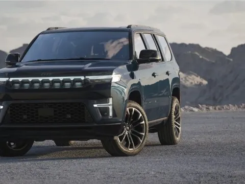 Lỗ nặng vì làm xe điện, hãng ô tô nổi tiếng ‘đốt’ 26 tỷ USD để quay về làm xe xăng, tân CEO thừa nhận sai lầm