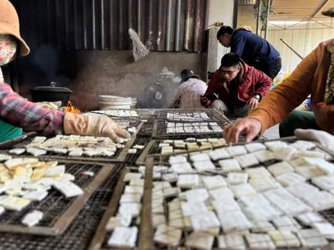 Giữ "hồn cốt" làng nghề truyền thống, "khoác áo mới" cho hương vị Tết xưa Đà Nẵng