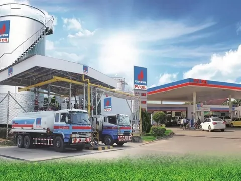 Lo đứt gãy nguồn cung do chiến sự, doanh nghiệp xăng dầu xoay xở thế nào?