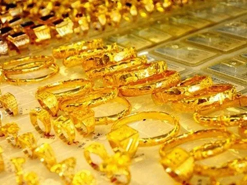 Giá vàng chiều nay 13/3: Đà giảm liên tiếp trong tuần, thị trường vàng sôi động trở lại