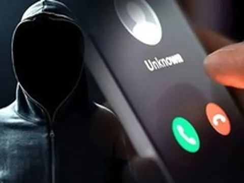 Lừa đảo công nghệ cao "núp bóng" tâm linh đầu năm