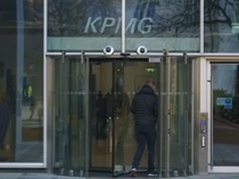 Một công ty kiểm toán trong Big Four sắp cắt giảm 600 việc làm, nhân viên được thông báo trong cuộc họp khẩn hôm thứ 6