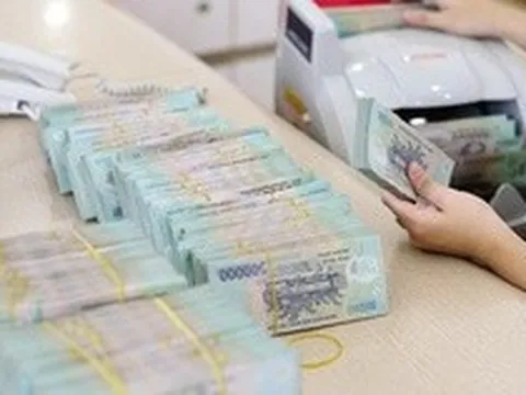 Dòng tiền và bài toán ổn định lãi suất