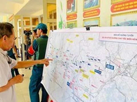 Những nội dung về đất đai mà Đồng Nai ủy quyền cho cấp xã thực hiện là gì?