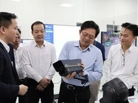 Phó Thủ tướng Hồ Quốc Dũng: Hoàn thiện thể chế, xây dựng 'đầu tàu' công nghệ để làm chủ camera AI