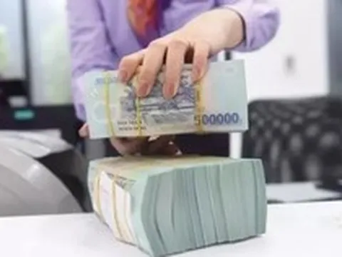 Lãi suất ngân hàng giảm, kênh đầu tư nào tốt nhất hiện nay?