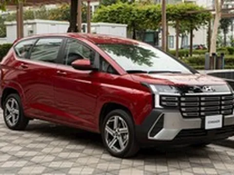 Mẫu MPV nhiều công nghệ nhất lại đang có giá tốt bậc nhất phân khúc