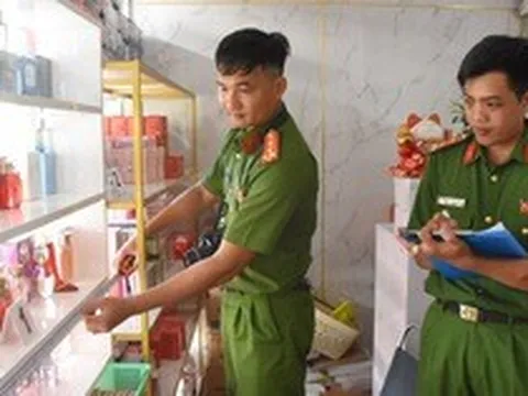 Bất ngờ lời khai của chủ cơ sở "chế biến" kem trộn, thuốc giảm cân dỏm