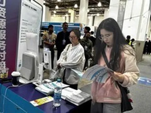 Lương 250 triệu/tháng vẫn chưa là gì: Những ngành này đang khiến các ông lớn công nghệ phát cuồng, 7 công ty giành giật 1 nhân sự