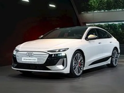 Audi lần đầu mang sedan điện dòng S về Việt Nam: Giá chỉ từ 4,2 tỷ đồng, một lần sạc đầy đi được từ Hà Nội vào đến Huế