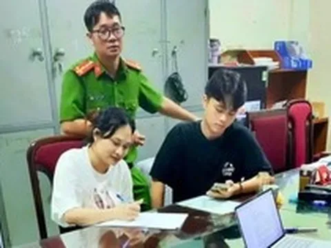 Vợ cũ của Mr Hunter khai về nguồn gốc 143 miếng vàng bị cảnh sát thu giữ
