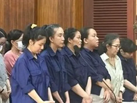 TAND TPHCM trả hồ sơ vụ mua bán trái phép hơn 4.000 tài khoản ngân hàng