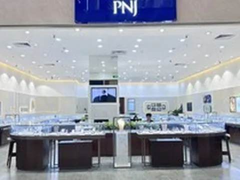 Nắm giữ hơn 4.400 tỷ tiền mặt và tiền gửi, PNJ liệu có gặp khó trước làn sóng bán lại kim cương?