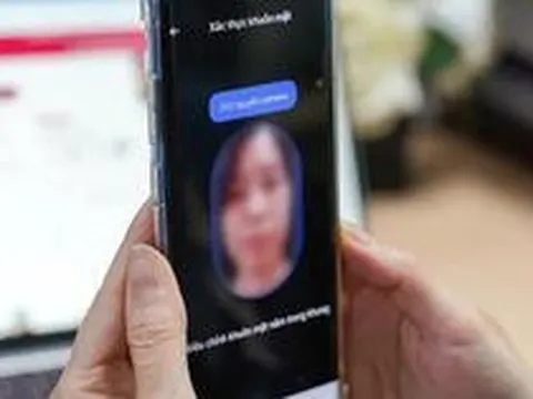 Cảnh báo phần mềm xâm nhập thẳng vào camera điện thoại, vượt xác thực sinh trắc ngân hàng bằng ảnh chủ TK lưu trong thiết bị: Tất cả người dân lưu ý cách phòng tránh!