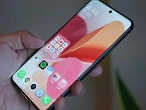 Dùng điện thoại trong bao lâu thì nên bán mua máy mới? 2 năm hay 5 năm? Câu trả lời sẽ khiến bạn bất ngờ