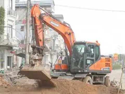 Gỡ 'nút thắt' sau 6 năm, Quốc lộ 21B tăng tốc thông tuyến