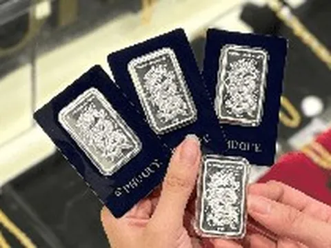 'Bạc thủ' đón tin vui - giá bạc thỏi, bạc miếng sáng ngày 6/8 tại Phú Quý, DOJI, Sacombank, Bảo Tín Mạnh Hải thế nào?