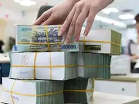 Lãi suất tăng cao, doanh nghiệp gửi nhà băng hàng nghìn tỷ đồng
