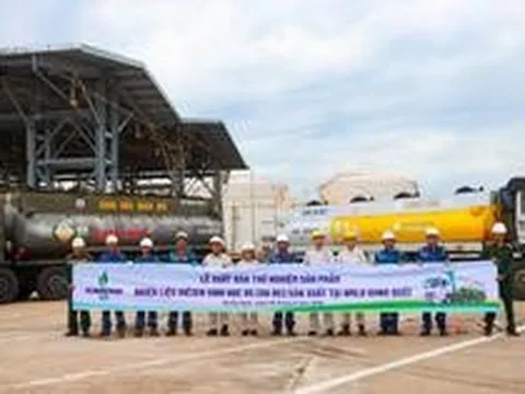 Nhà máy lọc dầu doanh thu hơn 100.000 tỷ của Việt Nam lần đầu tiên xuất bán một loại nhiên liệu mới