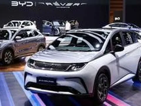 Xe điện qua thời đắt đỏ, nay rẻ hơn cả ô tô hybrid