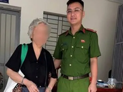 Nhận tin báo khẩn về người phụ nữ SN 1950 đang rút sổ tiết kiệm 600 triệu đồng, công an Hà Nội tức tốc đến ngân hàng để xác minh