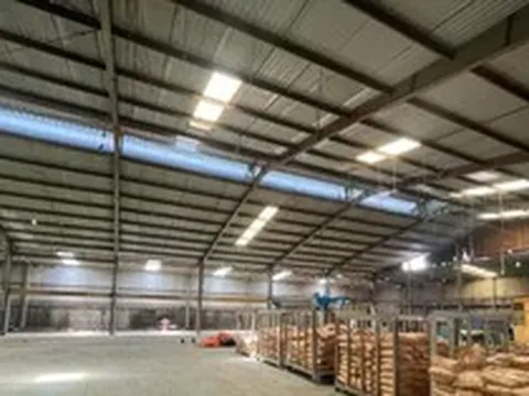 Ngân hàng rao bán bất động sản từ vài tỷ đến hàng trăm tỷ đồng