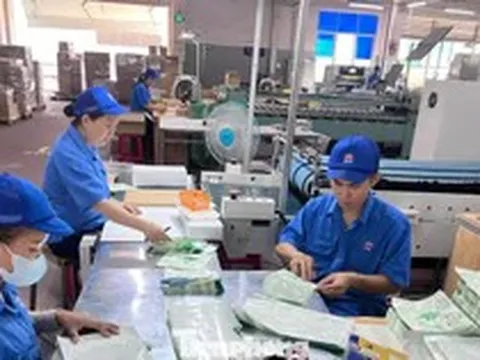 Dòng tiền khổng lồ đổ vào ngân hàng, sao doanh nghiệp không thể tiếp cận?