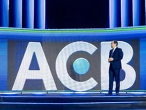 Tổng Giám đốc ACB “đóng vai” hộ kinh doanh, kể câu chuyện chuyển đổi số bằng trải nghiệm thực tế