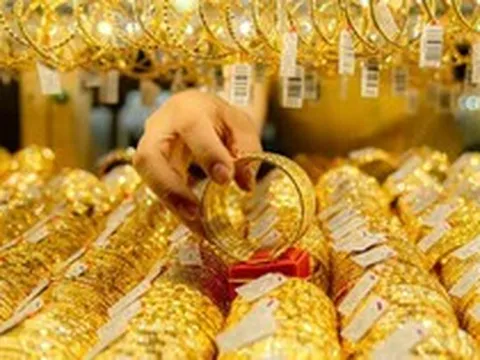 Giá vàng SJC, vàng nhẫn chiều ngày 29/8: Giảm tới 2 triệu đồng/lượng