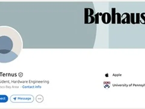 Lướt qua tài khoản LinkedIn "ít dòng" của tân CEO Apple, không ai nghĩ đây là một người đàn ông thành công