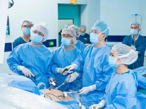 Ba ngày, hai cuộc ghép gan đặc biệt tại Vinmec: Cha cứu con, con lại cứu cha