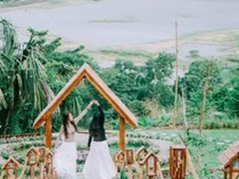 Tiệm cà phê hot nhất Đồi Tà Pạ (An Giang) bị xử phạt, yêu cầu tháo dỡ: Hơn 900m² đất rừng phòng hộ bị sử dụng sai mục đích