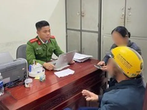 Công an yêu cầu người dân thường xuyên nhận và chuyển tiền qua nhiều tài khoản ngân hàng trong trường hợp sau đến cơ quan trình báo