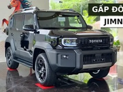 Toyota Land Cruiser FJ bán gấp đôi Suzuki Jimny trong tháng 8
