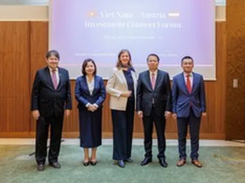 Thị trường chứng khoán Việt Nam nâng hạng, mở rộng hợp tác tài chính với Cộng hòa Áo