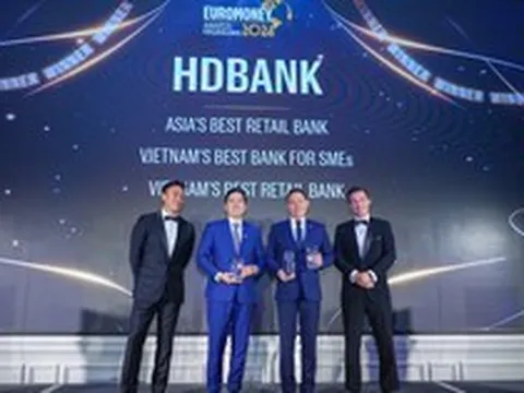 Danh hiệu "Ngân hàng Bán lẻ tốt nhất châu Á" lần đầu tiên được trao cho một ngân hàng Việt Nam