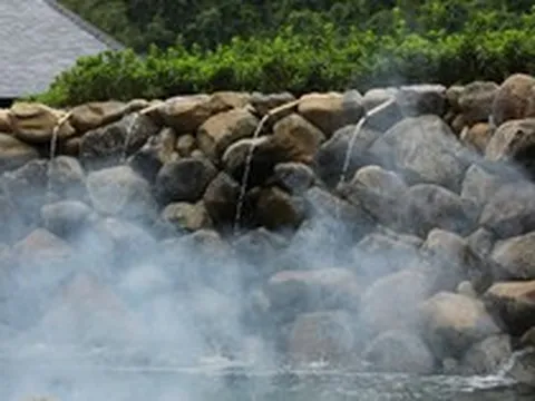 Việt Nam có 'túi nước nóng' tự nhiên 70°C giữa núi rừng: rộng 120ha, sắp triển khai mô hình giống Nhật Bản, Hàn Quốc