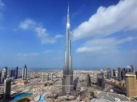 Siêu tháp cao nhất thế giới, gần gấp đôi Landmark 81: Được dựng từ 330.000 m3 bê tông, 39.000 tấn thép, tốc độ thi công có thời điểm đạt 2 tầng/tuần