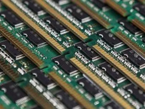 RAM laptop tăng giá gấp 6 lần trong một năm