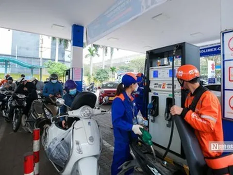 Giá xăng dầu chiều nay đồng loạt tăng mạnh