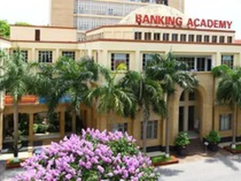 Một Học viện 65 năm tuổi, nhiều lãnh đạo ngành ngân hàng từng theo học, riêng một khóa có 2 Chủ tịch nhà băng lớn
