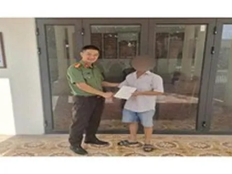 Cam kết sẽ chuyển khoản trả 2 tỷ đồng nhưng người đàn ông SN 1962 vẫn phải làm việc với công an Hà Nội