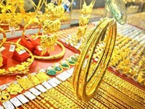 Giá vàng miếng, vàng nhẫn trơn sáng 7/10 đảo chiều tại SJC, DOJI, Bảo Tín Mạnh Hải,...