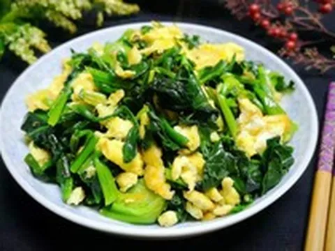 Việt Nam có thứ rau dân dã, rẻ bèo: Là thực phẩm vàng cho mắt chẳng kém cà rốt