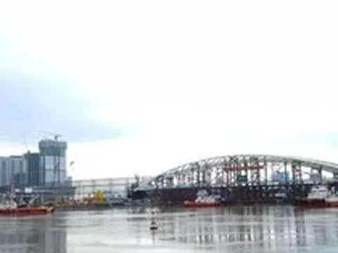 Cầu đi bộ qua sông Sài Gòn: Ký ức sông nước giữa lòng ‘siêu đô thị’