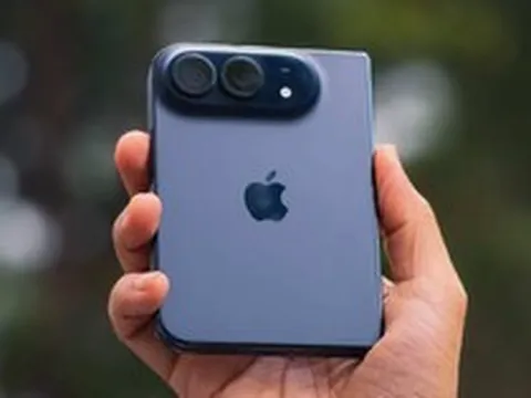 'Mua iPhone Duo chỉ phí tiền nhưng...'